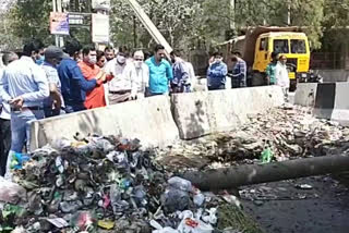 Jahangirpuri drain system delhi  delh drainage issue  drainage problems in Jahangirpuri delhi  जहांगीरपुरी में नालों की समस्या  दिल्ली का जहांगीरपुरी इलाका