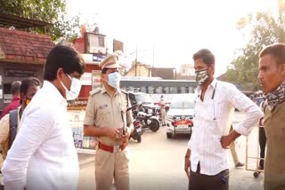 District Collector Jagdish Find Who Were Weaving Mask
