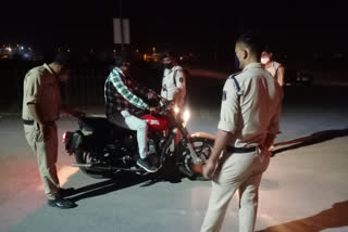 Action on 108 bike drivers with non-standard silencer in bike in raipur