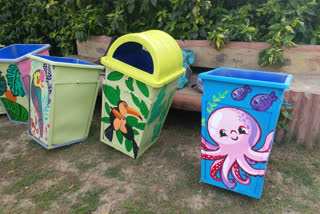 Artists carve photos of wildlife on dustbin in delhi zoo