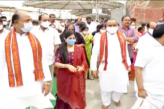 minister vellampally visited kanakadurga temple