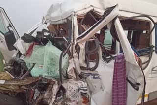 8 people of tamilnadu were killed in road accident at Nellore in Andhra Pradesh