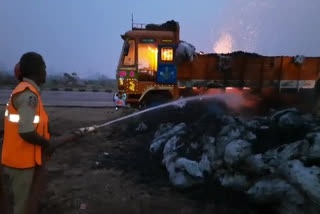 fire accident in lorry at gutti