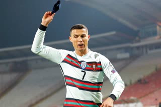 Ronaldo throws captain's armband, storms off pitch after being denied goal