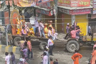 मुस्लिम समुदाय के लोगों ने की ऐतिहासिक राम बारात का स्वागत