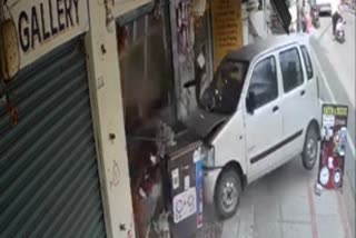 A CAR RUSHED INTO THE SHOP WITH OVER SPEED IN HYDERABAD