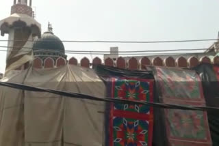 mosque covered in aligarh