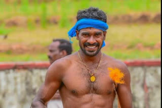 Srinivas Gowda sets new record in Kambala racing Kambala ஸ்ரீநிவாஸ் கவுடா கம்பலா கர்நாடக உசேன் போல்ட் கர்நாடக நெல்