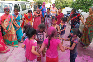 holi in sultanabad