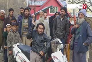 locals protest against forest department in waliwar ganderbal