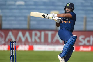 rishabh-pant-is-the-future-of-indian-cricket-says-ian-bell