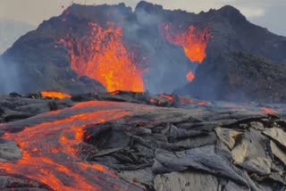 volcanic eruption in iceland, ఐస్​లాండ్​ అగ్నిపర్వతం