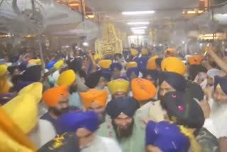 Devotees gathered at Golden Temple on the occasion of Hola Mohalla