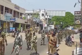 மேல்மருவத்தூரில் துணை ராணுவ படையினர் கொடி அணிவகுப்பு