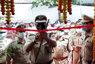 Mumbai Police Commissioner Hemant Nagarale inaugurated the renovation of the office of Deputy Commissioner Circle 12