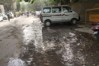 water being wasted due to carelessness of delhi jal board