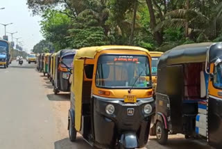 accused as demand for more money from auto drivers at hubli