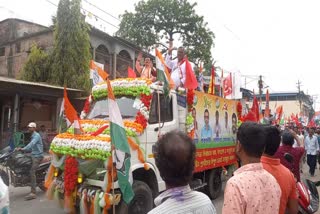 র‍্যালি করে মনোনয়ন পত্র জমা  5 সংযুক্ত মোর্চা  প্রার্থী