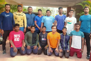 Jharkhand team left to participate in free style wrestling competition held in Noida