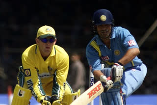 on-this-day-20-years-ago-sachin-tendulkar-became-the-first-batsman-to-reach-the-10000-run-in-odi-cricket
