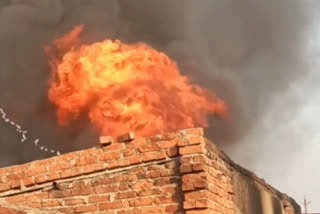 fire in a house in dhanbad