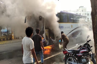 fire-broke-out-in-rtc-bus-at-kakinada-passengers-safe