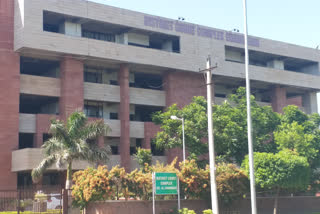 Chandigarh district court