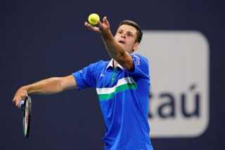 Hurkacz upsets Rublev