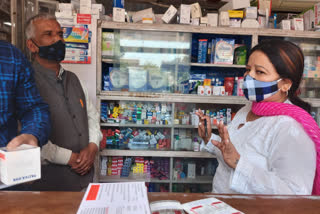drug-inspector-anita-bharti-raid-on-medical-stores-in-rishikesh