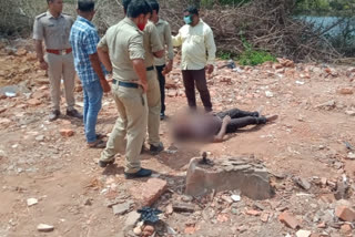 auto drive commits suicide, auto drive commits suicide in Uttara Kannada district, Uttara Kannada crime news, ಆಟೋ ಡ್ರೈವರ್​ ಆತ್ಮಹತ್ಯೆ, ಉತ್ತರಕನ್ನಡ ಜಿಲ್ಲೆಯಲ್ಲಿ ಆಟೋ ಡ್ರೈವರ್​ ಆತ್ಮಹತ್ಯೆ, ಉತ್ತರಕನ್ನಡ ಅಪರಾಧ ಸುದ್ದಿ,