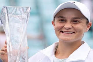Ash Barty wins Miami Open as Andreescu suffers injury