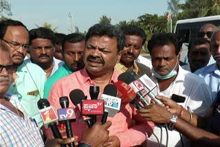 ishwarappa-went-to-the-governor-was-wrong