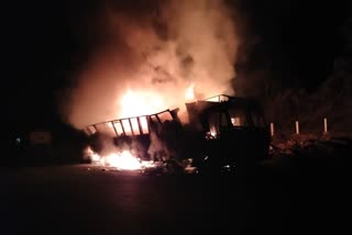 डूंगरपुर हिंदी न्यूज, moving truck caught fire