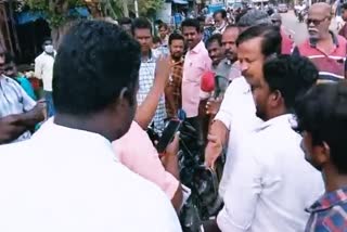 ADMK News Paper Issues In Nagappatinam  ADMK News Paper Issues  ADMK News Paper  அதிமுக நாளிதழ் விநியோகம்  DMK Protest Against ADMK In Nagapattinam  அதிமுக நாளிதழ்  திமுக போராட்டம்  திமுக வாக்குவாதம்