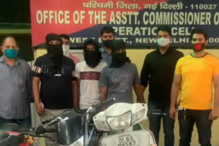 two-mobile-snatcher-arrested-in-west-delhi