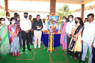 Kamareddy Collector paying tributes to Babu Jagjivan Ram