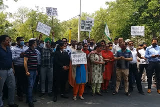 yamunanagar springfield school parents protest