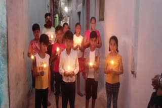 children-pay-tribute-to-martyred-soldiers-in-bijapur-encounter-at-mahasamund