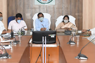 mayor-hema-deshmukh-holds-review-meeting-on-rising-corona-infection-in-rajnandgaon