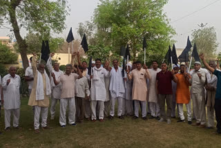 Charkhi Dadri Due to farmers protest, Tau Devi Lal's death anniversary was  canceled.