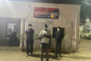 narcotics team in delhi  drung peddling in delhi  drug peddler in delhi  delhi drung pedller  नारकोटिक्स स्क्वाड टीम दिल्ली  दिल्ली में ड्रग तस्करी के मामले