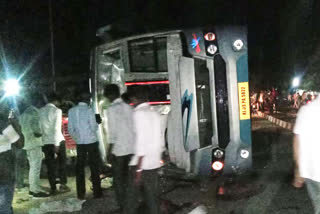 many injured in road accident, tonk bus accident