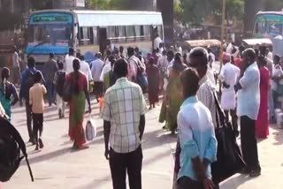 கர்நாடக பஸ் ஸ்ட்ரைக்  கா்நாடகா போக்குவரத்து ஊழியா்கள் வேலைநிறுத்தம்  பஸ் ஸ்ட்ரைக்  6 வது ஊதியக்குழு  6th Pay Commission  Karnataka Bus Strike  Karnataka Transport workers strike