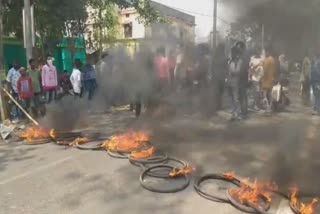 balsore road block by 2 community clash