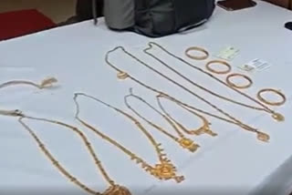 Handing over of gold jewelery worth Rs 10 lakh lost on the train in kanyakumari