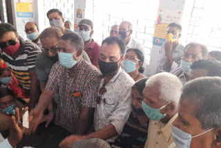 People who came to get vaccinations at Chas Community Health Center created a ruckus in bokaro