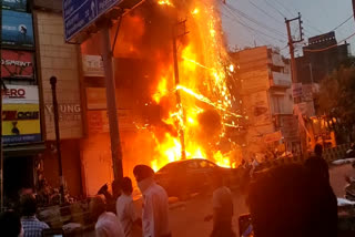 fire in tyre shop in sadar bazaar in gurugram
