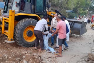 blocking the way to stepwell