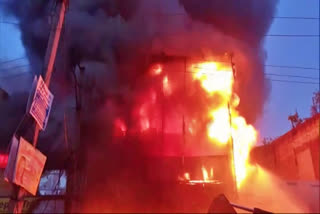 Fire breaks out at a hardware shop in Gurgaon