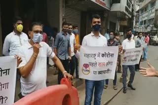 Lockdown oppose Zaveri Bazaar